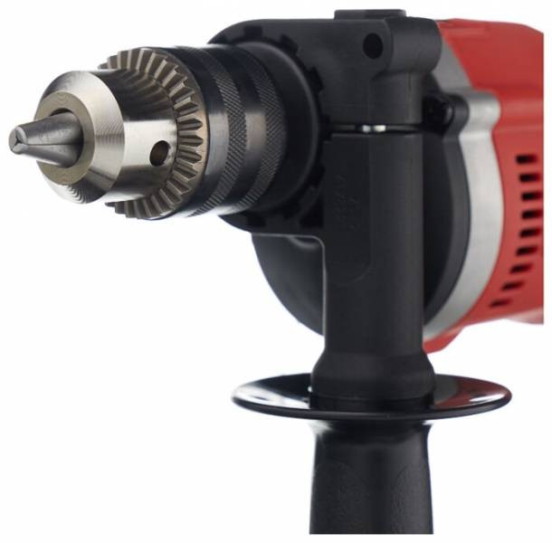 Makita M8100 Дрель ударная 13мм, 710Вт, 3200 об/мин.,ЗВП, бетон 16 мм, 1 скорость, рукоятка (красная