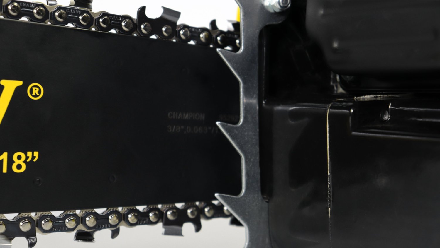 Бензопила CHAMPION 372-18", (3/8"-1,6- 66 (3,6 кВт, 6,6 кг).