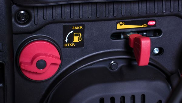 Снегоотбрасыватель CHAMPION ST761E 7,0 л/с, шир. обр. 610 мм,6/2, фара, эл. старт