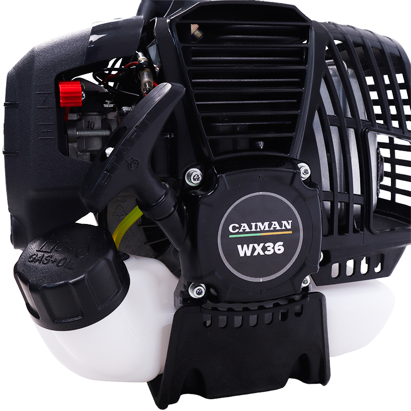 Бензокоса CAIMAN WX36, японский диск + леска, 1.7л.с.  6,9 кг