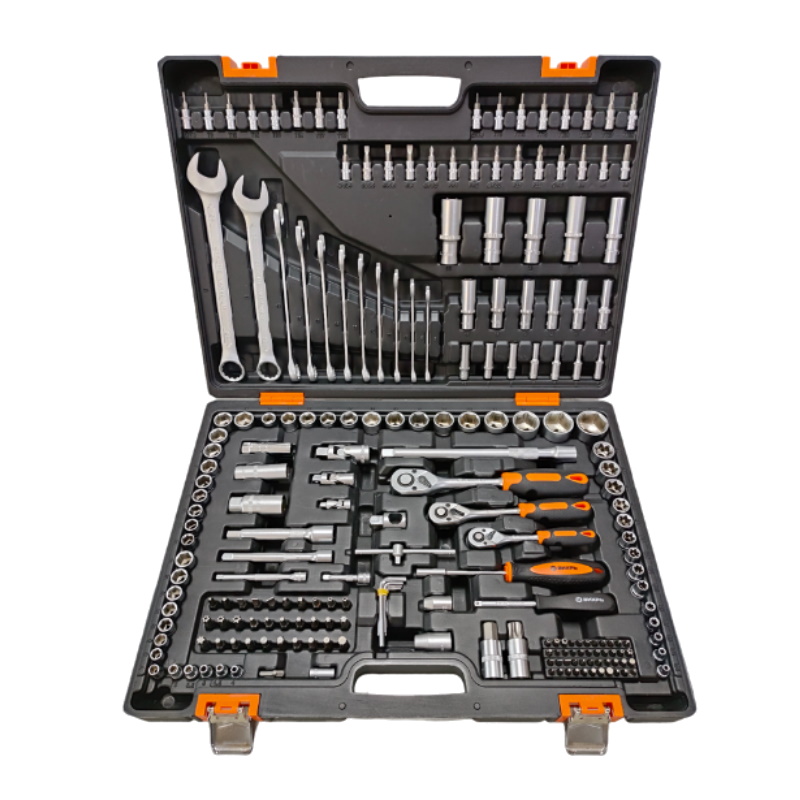 Набор инструментов, 1/2", 1/4", CrV, в кейсе 216 предм Вихрь