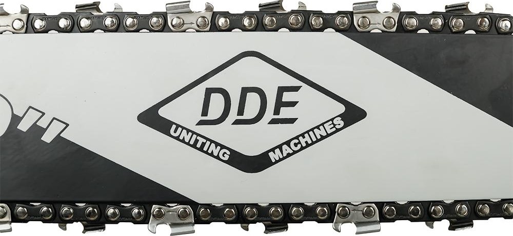 Пила цепная бензиновая DDE CS4518 (45 см3 1,82 кВт/2,45 л.с. 45 см 325"/72/1,5)