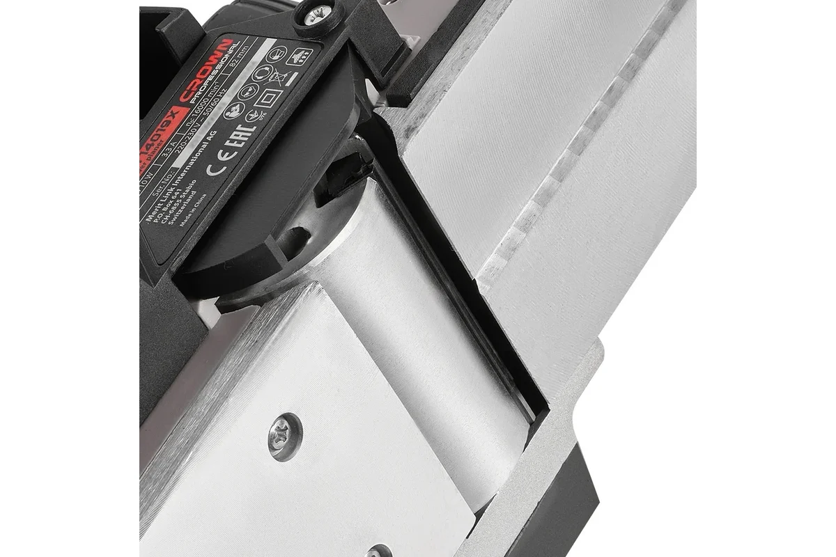 Рубанок CROWN CT14019X, 710 Вт, 16000 об/мин, шир/гл.строг 82/2,5 мм