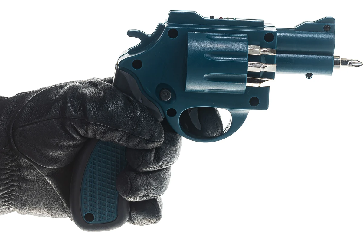 Отвертка аккумуляторная "Револьвер" FIT SD-4.8R, 4.8В, реверс, набор бит, подсветка, индикатор заряд