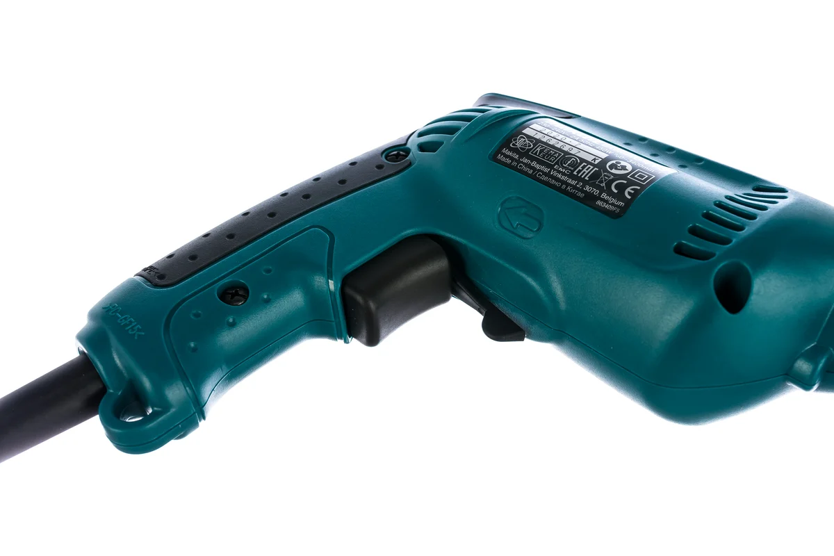 Makita Дрель монтажная  6413,  450Вт, БЗП 10 мм,0-3000об/мин, 1,2кг.
