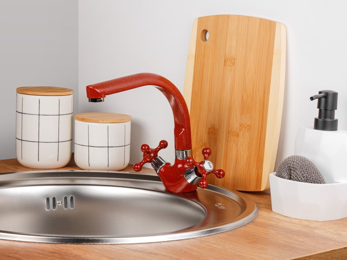 Смеситель для кухни вентильный (тип I), серия 230 красный ECONOCE