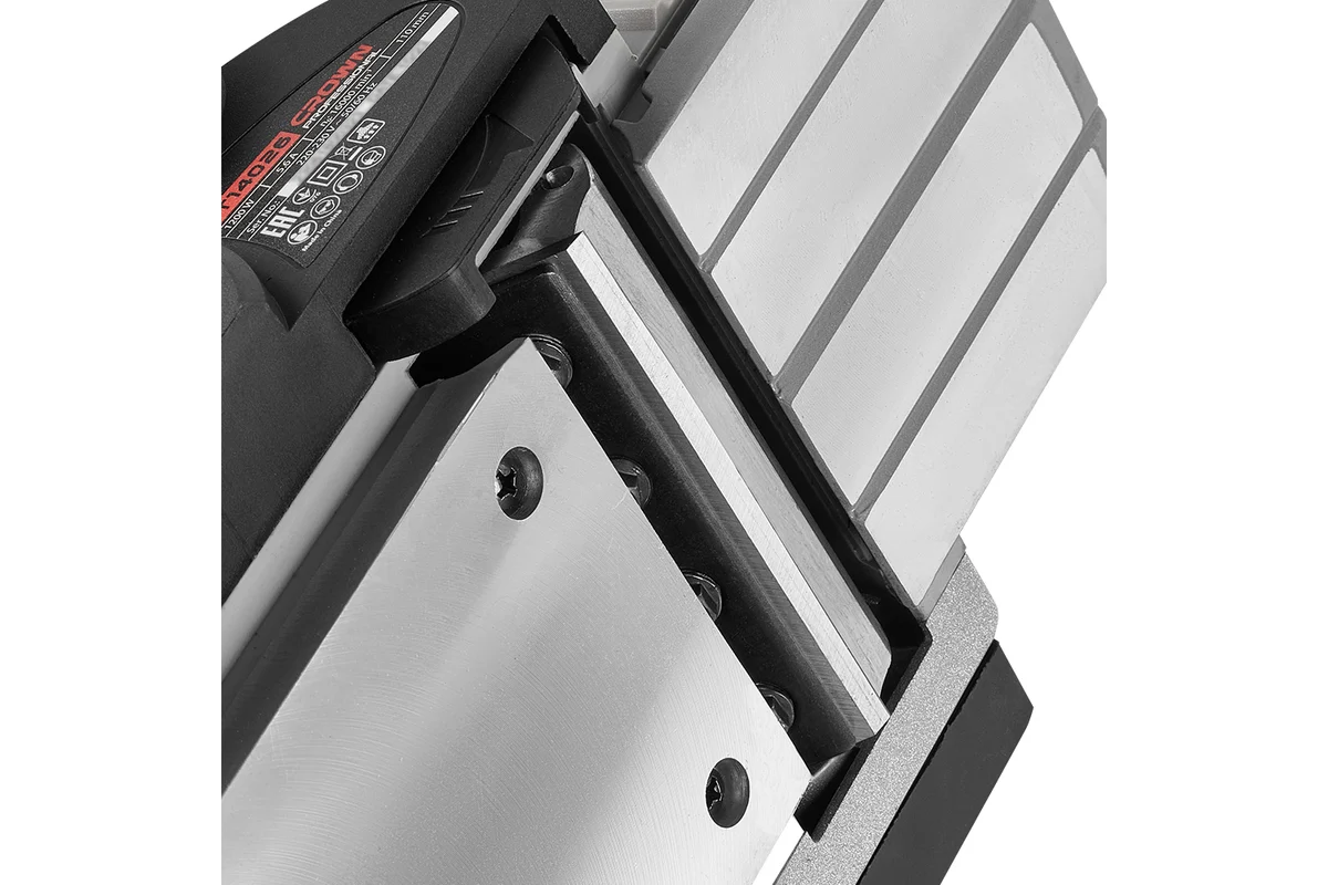 Рубанок CROWN CT14026, 1200 Вт, 16000 об/мин, шир/гл.строг 110/3 мм