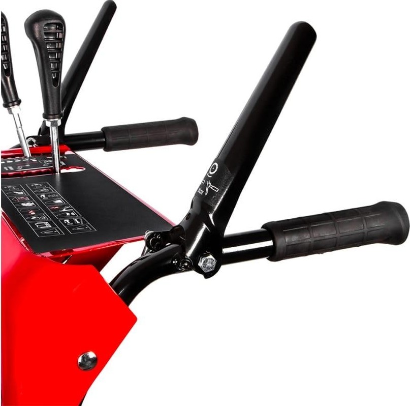 Снегоуборщик бензиновый DDE ST7067 (7,0 л.с., ширина 66 см, скор. +6/-2, кол. 14", упр-ние на панели