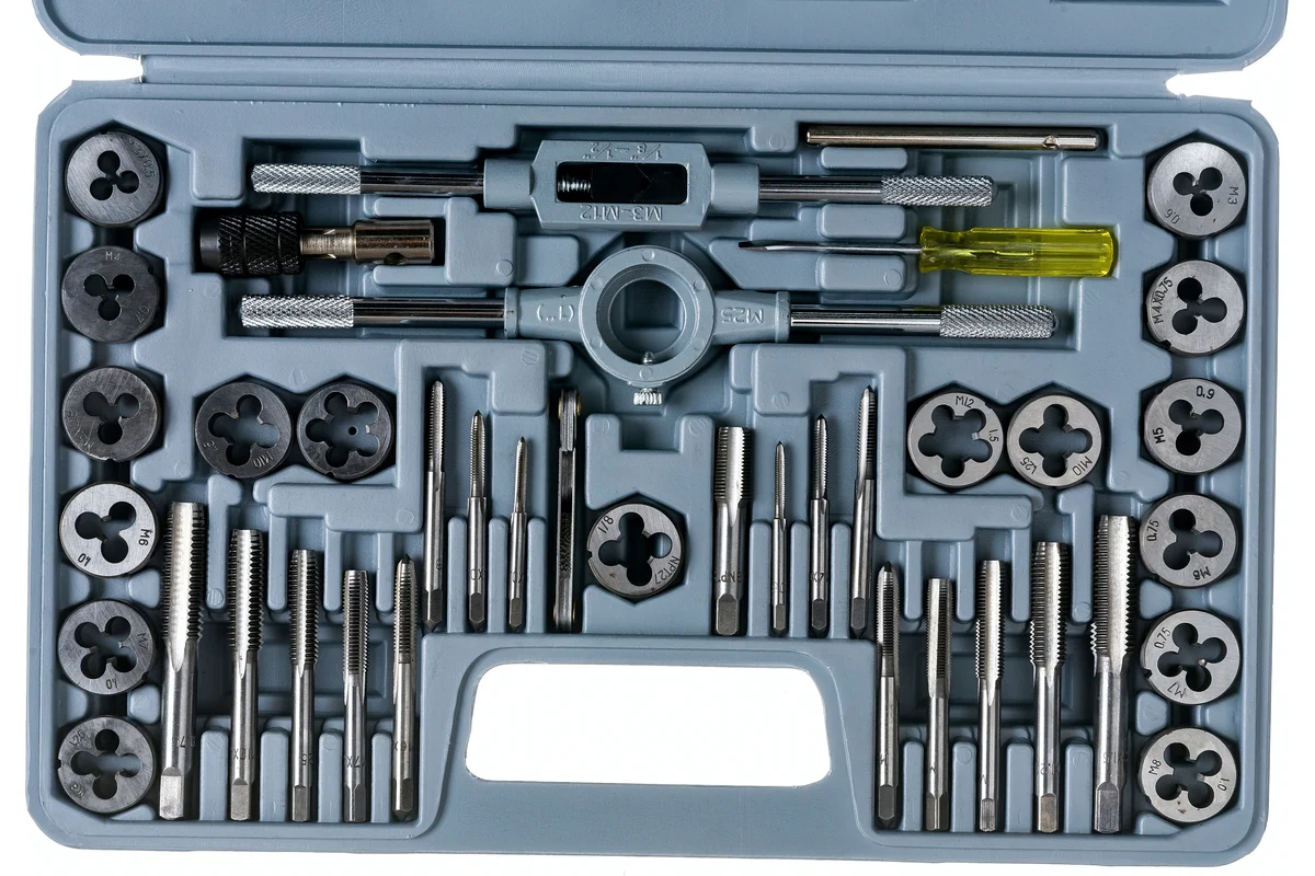 Лерки-метчики, легированная сталь Профи 40 шт., пластиковый кейс