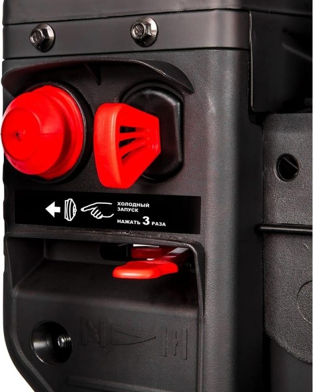 Снегоуборщик бензиновый DDE ST7067 (7,0 л.с., ширина 66 см, скор. +6/-2, кол. 14", упр-ние на панели