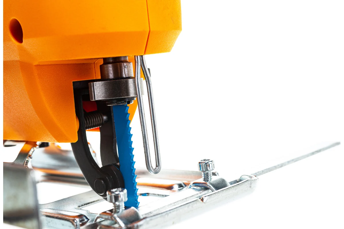 ВИХРЬ ЛЭ-65 Эл.лобзик 900Вт, 500-300об/мин., гл.пропила дер 65мм,сталь 7мм